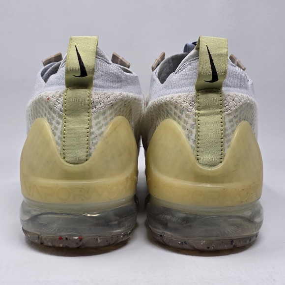 Nike Air Vapormax 2021 FK White Black Sneaker DQ7633-100 Men Size 12.5 Pre-owned - Picture 7 of 10